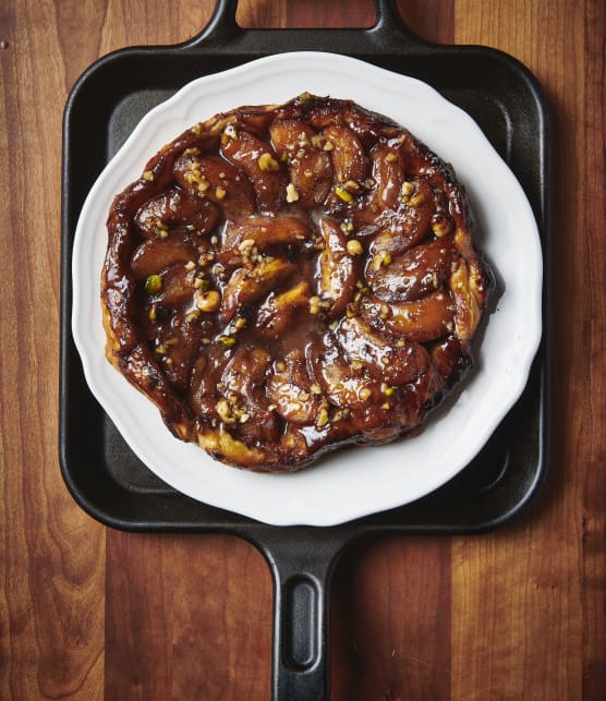 Tarte Tatin aux pommes et à la sauce à l’érable