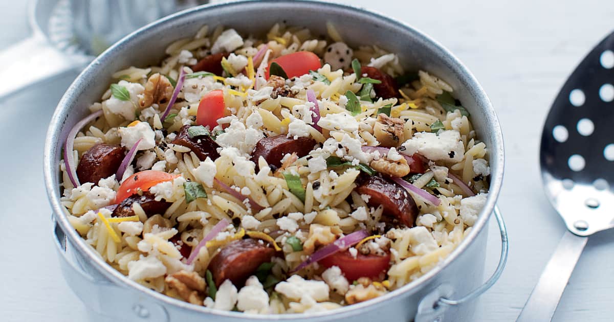 Recette de salade d'orzo au chorizo Zeste