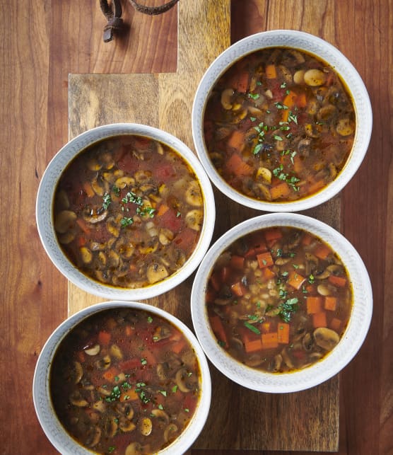 Soupe à l’orge et aux champignons