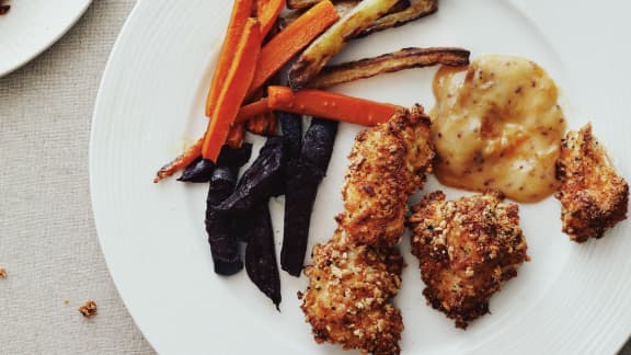 Croquettes de poulet & frites arc-en-ciel