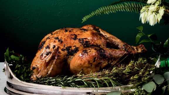 Dinde saumurée aux fines herbes