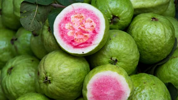 9 fruits bons à consommer pour obtenir plus de protéines