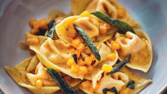 Tortelli di zucca ( Tortellinis à la courge Butternut)