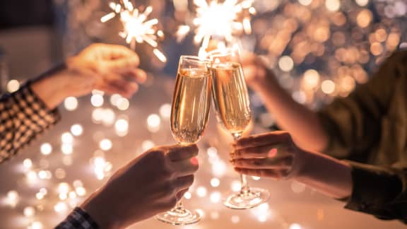 Pourquoi les effets de l'alcool sont plus rapides avec les bulles et le champagne ?