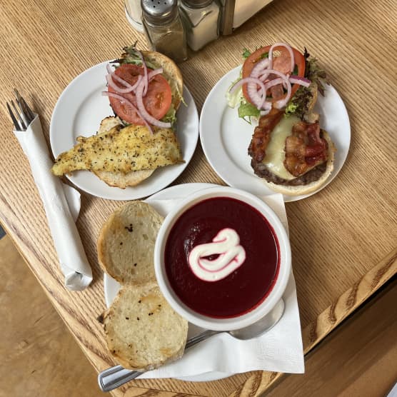 Voici les restaurants visités par Stéphane Fallu durant l'émission Sur le pouce