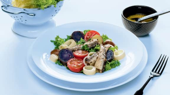 Salade de sardines, pomme de terre grelots et tomates cerises