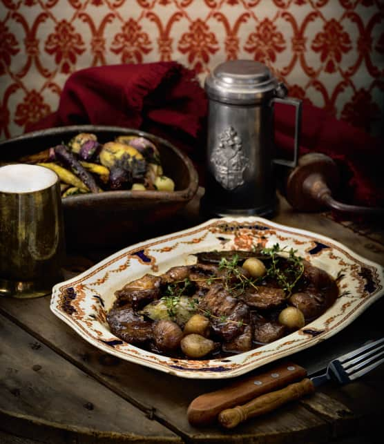 Carbonade de boeuf à la bière rousse, à l'érable et au thym frais