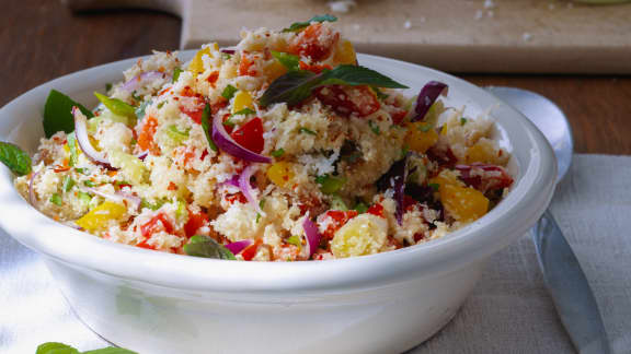 Salade tiède de coucous perlé aux choux-fleurs rôtis