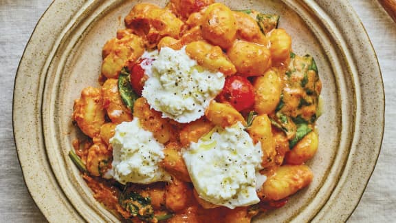 Gnocchis à la sauce rosée et à la burratini