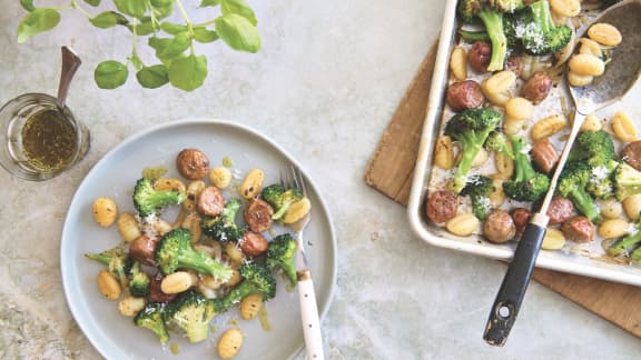 Vendredi : Gnocchis croustillants aux saucisses et au brocoli