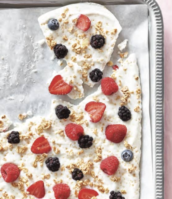 Écorces de yogourt glacé au granola