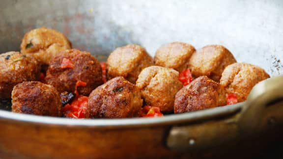 boulettes et sauce au vin