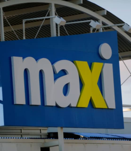 Maxi et Walmart : on teste l'épicerie la moins chère!