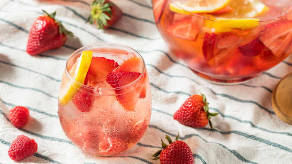 Sangria rosé aux fraises