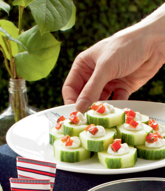 Bouchées de concombre, crème fouettée au chèvre