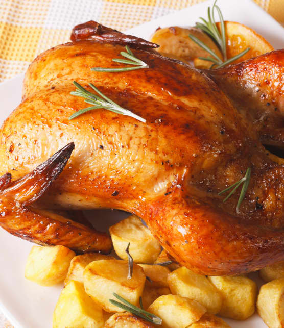 Comment cuire un poulet entier au four?