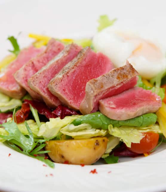 Tataki de thon et légumes de saison grillés