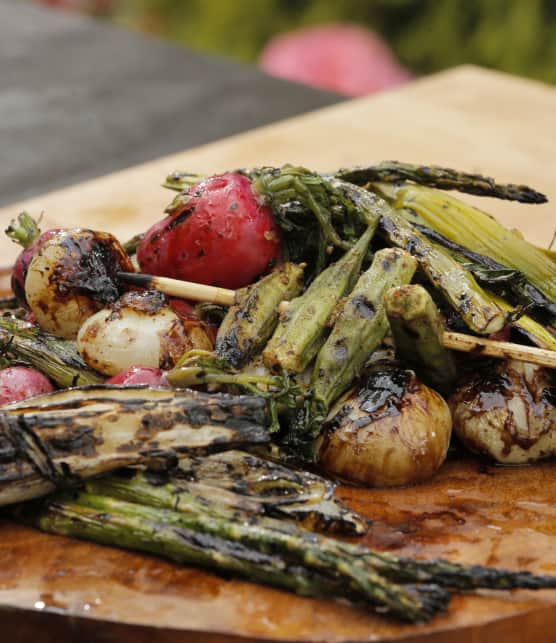 Légumes fumés et okras à la jerk