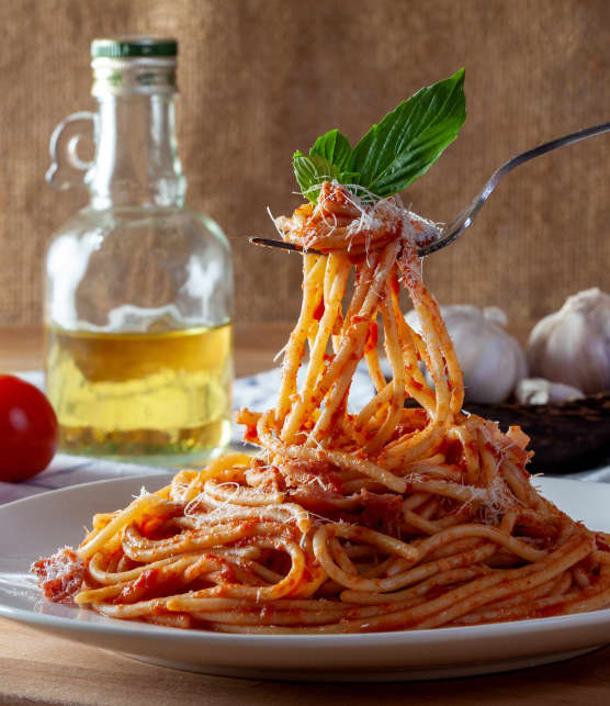 Voici l'étonnant breuvage à servir avec votre spaghetti selon le chef Stefano Faita