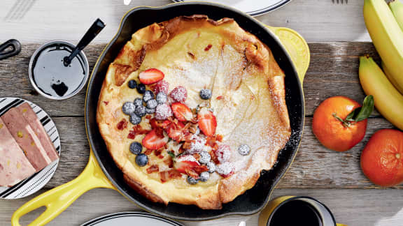 Crêpe gratte-ciel au bacon et à l’érable sur le BBQ