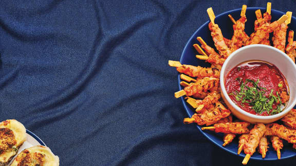 Brochettes de crevettes et sauce cocktail maison