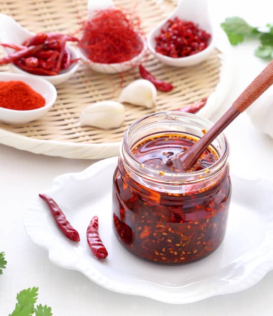 Voici comment faire son huile de chili croustillante maison !