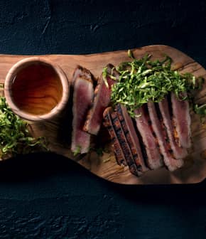 Tataki de thon, épices cajun et vanille