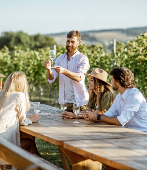 19 vignobles, distilleries et microbrasseries à visiter partout au Québec