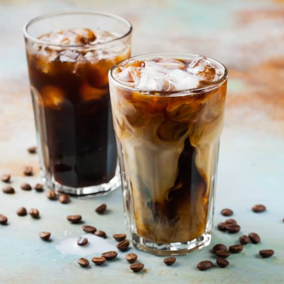 Latté glacé : l’erreur courante qui altère le goût et comment l’éviter