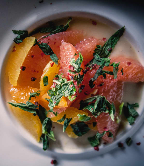 Crème prise à l’eau de rose, salade d’agrumes