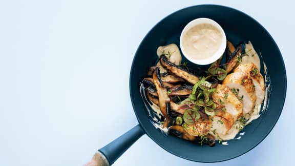 Poulet aux portobellos grillés, sauce dijonnaise