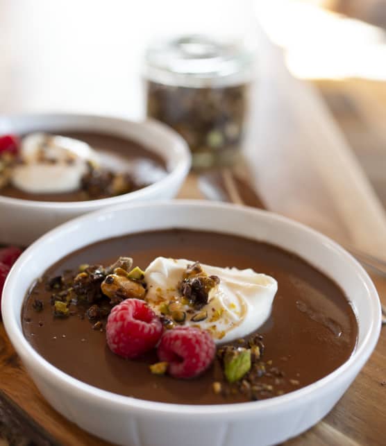 Pot de crèmes au chocolat et nougatines