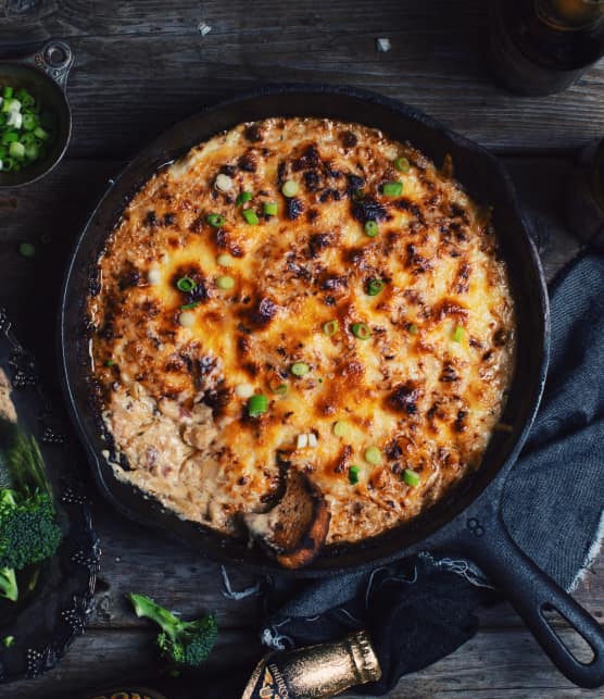 Trempette au fromage et aux oignons caramélisés à la bière