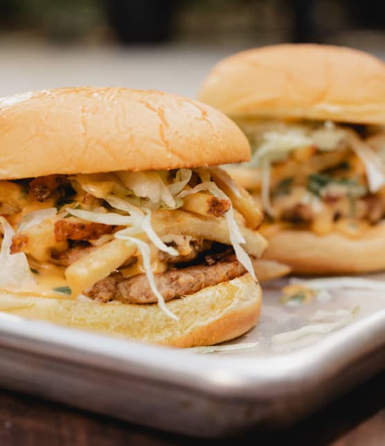Le smash burger sauce fromagée pour Alexandre Gagné