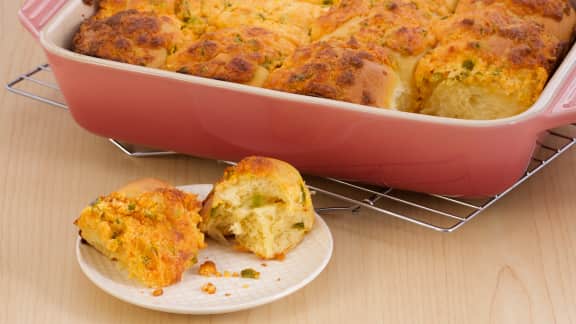 Pain à partager aux jalapenos et au cheddar
