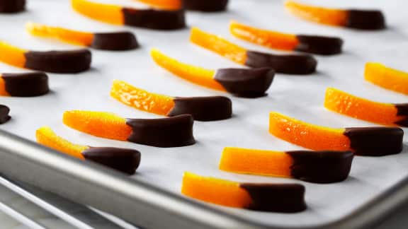 écorces d'oranges confites au chocolat