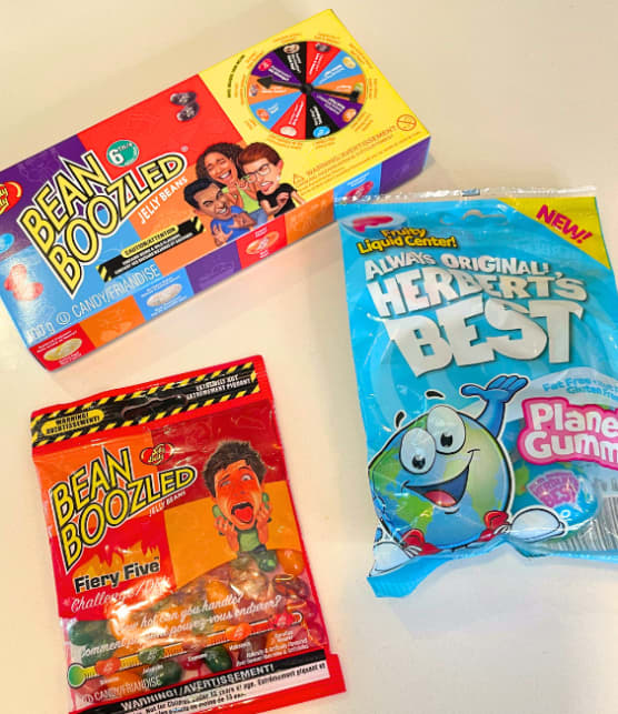 On a testé des bonbons épicés «bean boozled» d'Amazon et voici ce qu'on en a pensé