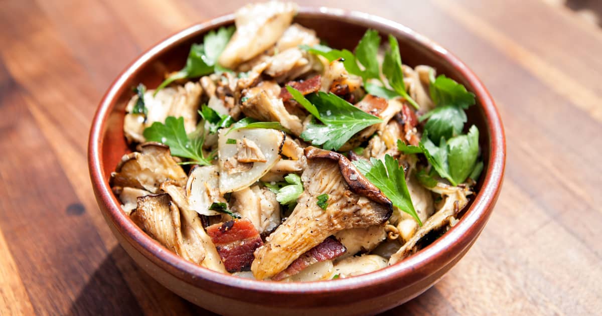 Recette de pleurotes grillés au bacon et persil Zeste