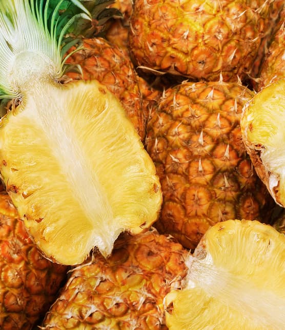 Comment bien choisir un ananas à l'épicerie à tous les coups