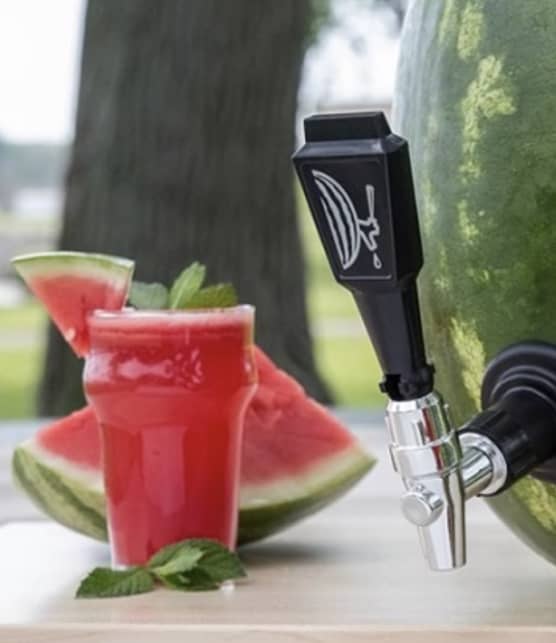 7 astuces à retenir pour boire plus d'eau en été