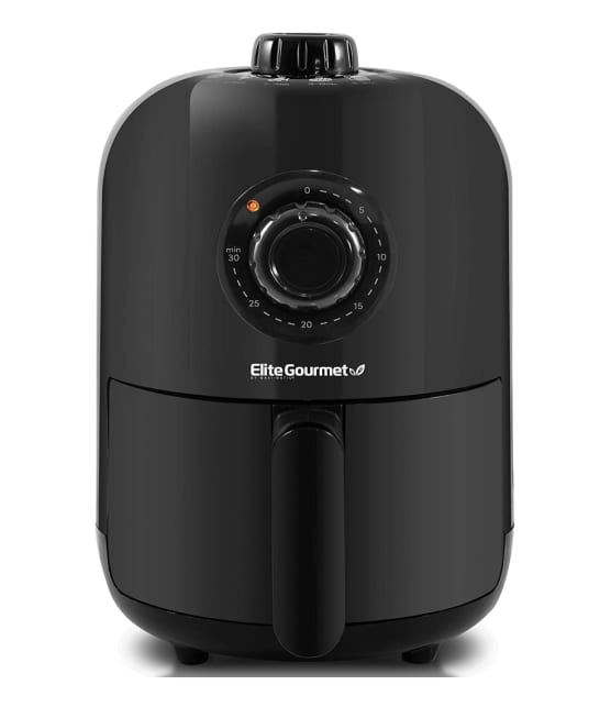 Ce mini air fryer portatif est idéal pour les petites cuisines