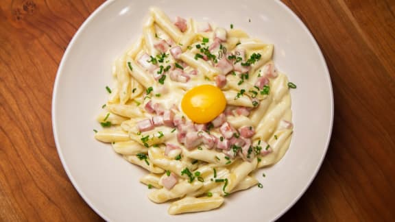 Pâtes au jambon style carbonara