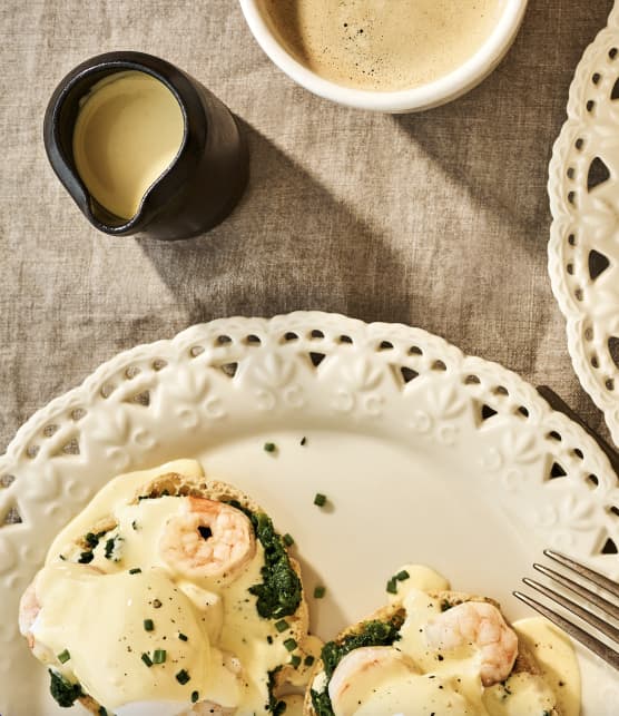 Oeufs bénédictine aux crevettes & aux épinards