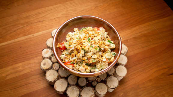 Jeudi : Salade repas au quinoa et poulet grillé