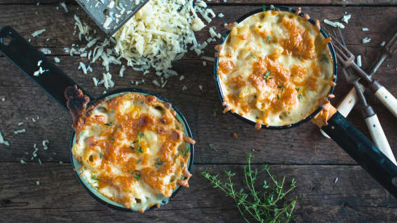 Macaroni au fromage, à la bière et aux herbes salées du Bas-Saint-Laurent