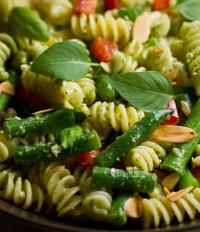fusillis aux haricots, aux anchois et aux amandes
