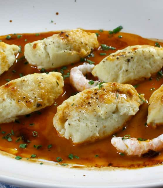 quenelles d’achigan avec sauce aux langoustines