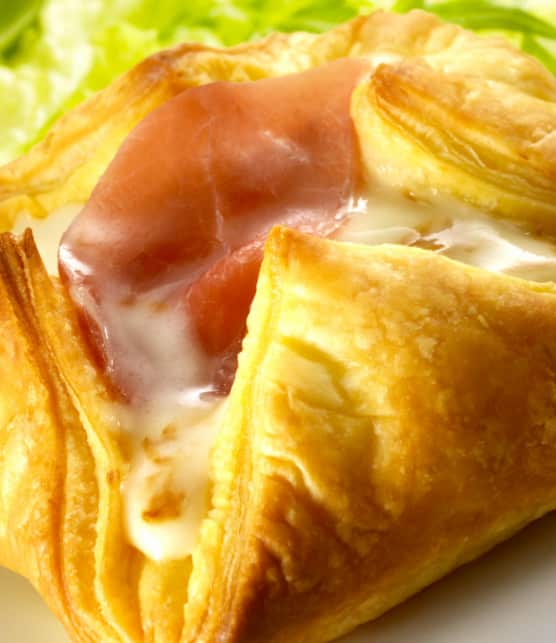 bouchées feuilletées jambon-fromage