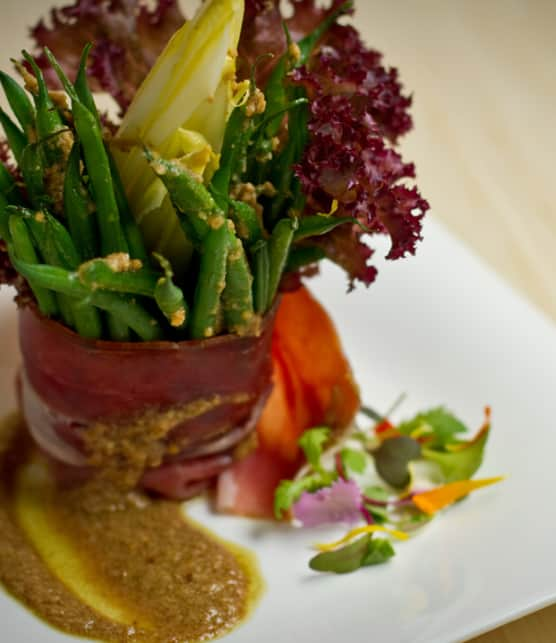 bouquets de haricots verts en robe de prosciutto