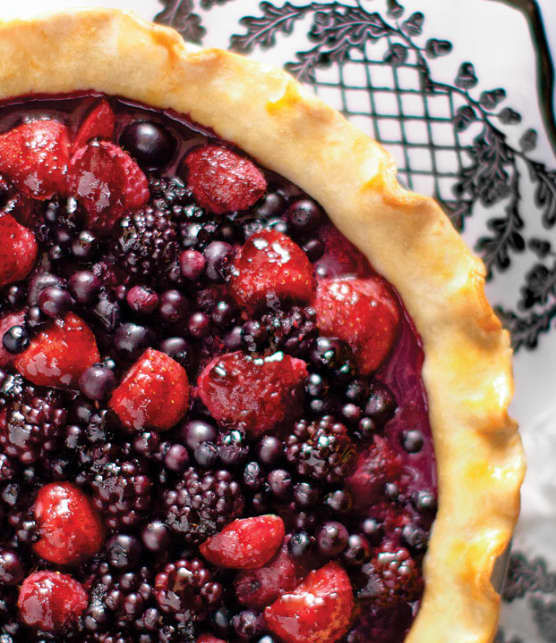 tarte aux petits fruits et à la gelée de sureau